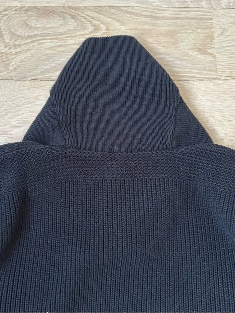 J.CREW - MENS BLACK SWEATER - SIZE LARGE